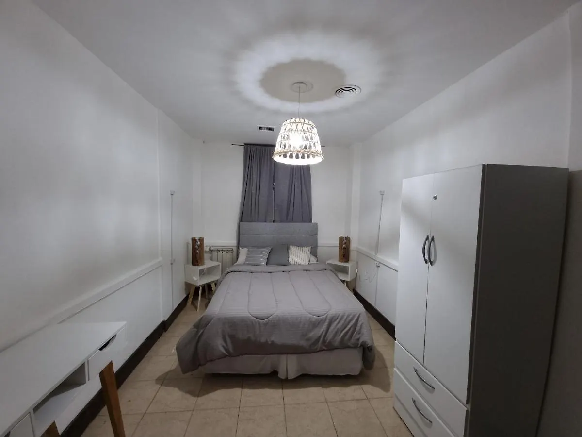 Katana Capsule Hostel メンドーサ
